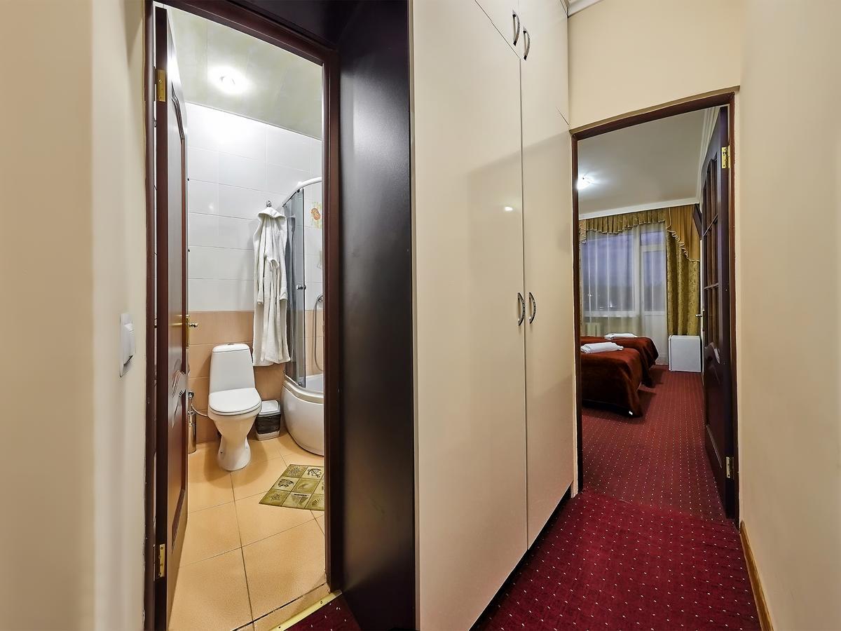ホテル Sanatorium Elite Dnipro トラスコヴェッツ エクステリア 写真